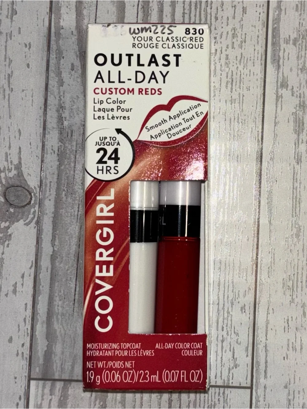 COVERGIRL Outlast Lip Color 830 Your Classic Red NIB